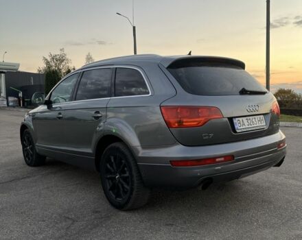 Серый Ауди Ку 7, объемом двигателя 3 л и пробегом 330 тыс. км за 12000 $, фото 4 на Automoto.ua