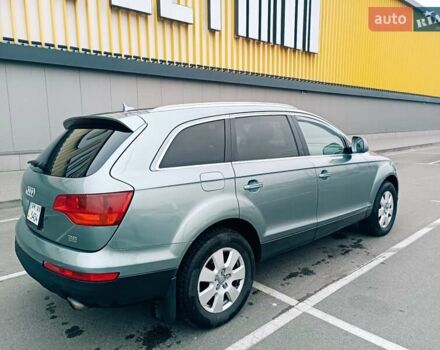 Серый Ауди Ку 7, объемом двигателя 3.6 л и пробегом 250 тыс. км за 9500 $, фото 2 на Automoto.ua