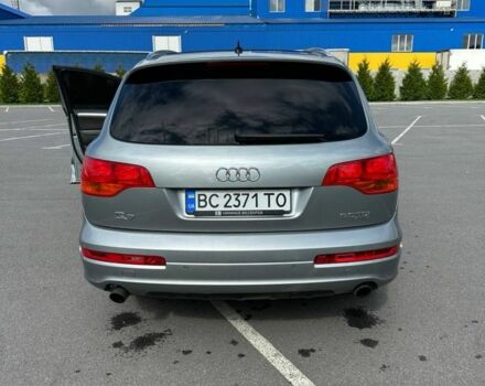 Сірий Ауді Ку 7, об'ємом двигуна 3 л та пробігом 295 тис. км за 13500 $, фото 2 на Automoto.ua