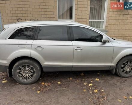 Серый Ауди Ку 7, объемом двигателя 3.6 л и пробегом 190 тыс. км за 10500 $, фото 3 на Automoto.ua