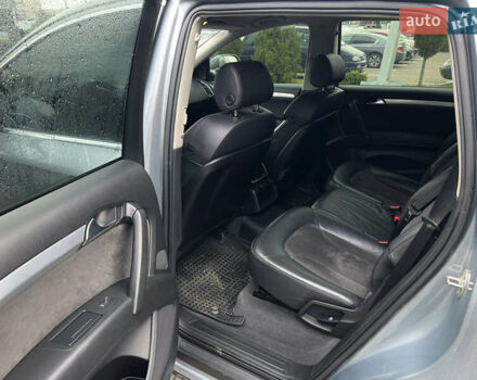 Серый Ауди Ку 7, объемом двигателя 3.6 л и пробегом 150 тыс. км за 9999 $, фото 7 на Automoto.ua