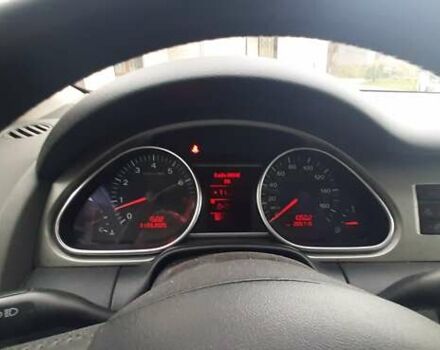 Серый Ауди Ку 7, объемом двигателя 4.2 л и пробегом 218 тыс. км за 14000 $, фото 2 на Automoto.ua