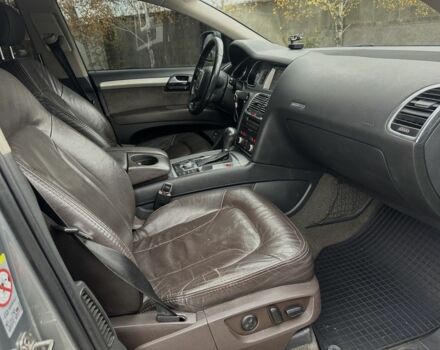 Серый Ауди Ку 7, объемом двигателя 3 л и пробегом 286 тыс. км за 7300 $, фото 14 на Automoto.ua