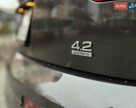 Серый Ауди Ку 7, объемом двигателя 4.2 л и пробегом 222 тыс. км за 8200 $, фото 29 на Automoto.ua