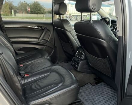 Серый Ауди Ку 7, объемом двигателя 3 л и пробегом 330 тыс. км за 12000 $, фото 5 на Automoto.ua