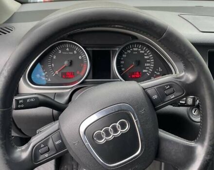 Серый Ауди Ку 7, объемом двигателя 3.6 л и пробегом 307 тыс. км за 8200 $, фото 4 на Automoto.ua