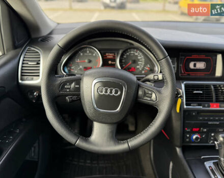 Серый Ауди Ку 7, объемом двигателя 3 л и пробегом 287 тыс. км за 12700 $, фото 35 на Automoto.ua