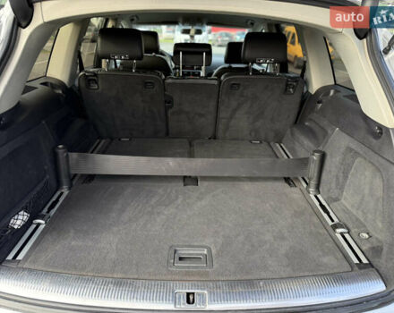 Серый Ауди Ку 7, объемом двигателя 3 л и пробегом 287 тыс. км за 12700 $, фото 23 на Automoto.ua