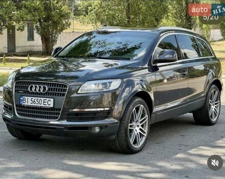 Ауді Ку 7 2007 у Горішні Плавні (Комсомольськ) на Automoto.ua Сірий Ауді Ку 7, об'ємом двигуна 4.16 л та пробігом 226 тис. км за 10900 $, фото 9 на Automoto.ua