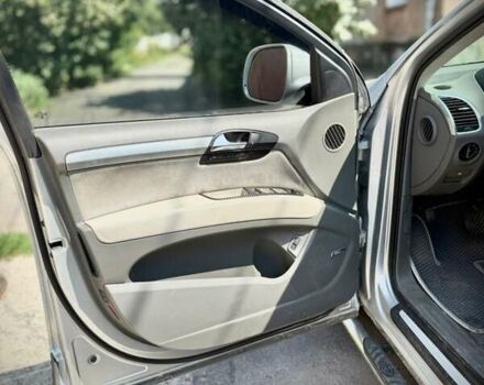 Ауди Ку 7 2007 в Виннице на Automoto.ua Серый Ауди Ку 7, объемом двигателя 4.16 л и пробегом 260 тыс. км за 10000 $, фото 47 на Automoto.ua
