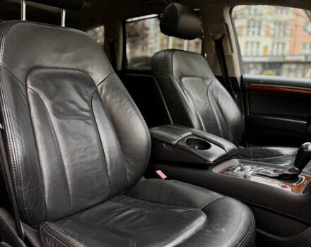 Серый Ауди Ку 7, объемом двигателя 4.2 л и пробегом 222 тыс. км за 8200 $, фото 24 на Automoto.ua