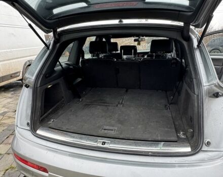 Серый Ауди Ку 7, объемом двигателя 3 л и пробегом 340 тыс. км за 5500 $, фото 4 на Automoto.ua