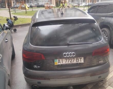 Сірий Ауді Ку 7, об'ємом двигуна 4.2 л та пробігом 220 тис. км за 13000 $, фото 2 на Automoto.ua