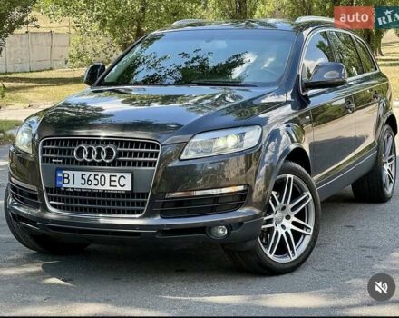 Ауді Ку 7 2007 у Горішні Плавні (Комсомольськ) на Automoto.ua Сірий Ауді Ку 7, об'ємом двигуна 4.16 л та пробігом 226 тис. км за 10900 $, фото 11 на Automoto.ua