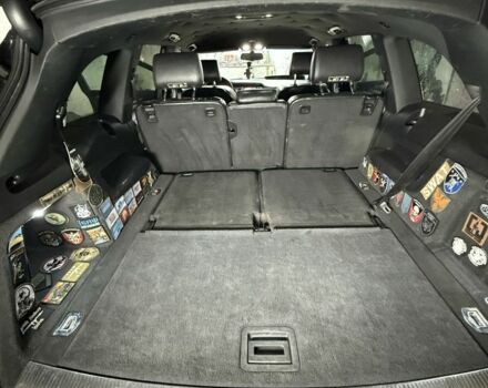 Серый Ауди Ку 7, объемом двигателя 0 л и пробегом 320 тыс. км за 8700 $, фото 3 на Automoto.ua