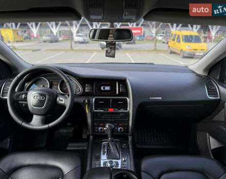 Серый Ауди Ку 7, объемом двигателя 3 л и пробегом 287 тыс. км за 12700 $, фото 4 на Automoto.ua