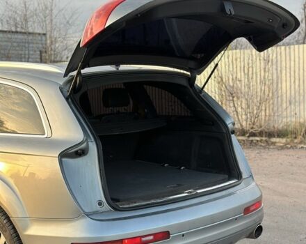Серый Ауди Ку 7, объемом двигателя 3 л и пробегом 330 тыс. км за 7500 $, фото 5 на Automoto.ua