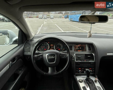 Сірий Ауді Ку 7, об'ємом двигуна 3 л та пробігом 345 тис. км за 14700 $, фото 12 на Automoto.ua