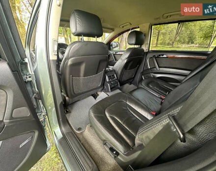 Сірий Ауді Ку 7, об'ємом двигуна 3 л та пробігом 259 тис. км за 14500 $, фото 6 на Automoto.ua
