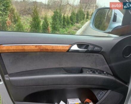 Серый Ауди Ку 7, объемом двигателя 3 л и пробегом 292 тыс. км за 11500 $, фото 2 на Automoto.ua