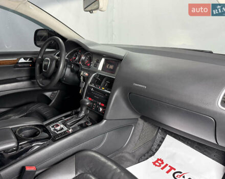 Серый Ауди Ку 7, объемом двигателя 3.6 л и пробегом 190 тыс. км за 11700 $, фото 29 на Automoto.ua