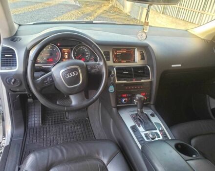 Серый Ауди Ку 7, объемом двигателя 3 л и пробегом 296 тыс. км за 13500 $, фото 1 на Automoto.ua