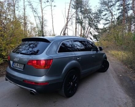 Серый Ауди Ку 7, объемом двигателя 3 л и пробегом 344 тыс. км за 7200 $, фото 1 на Automoto.ua
