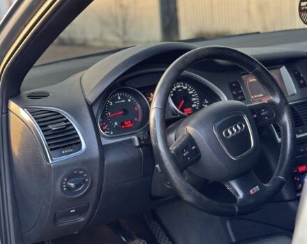 Серый Ауди Ку 7, объемом двигателя 3 л и пробегом 330 тыс. км за 7500 $, фото 6 на Automoto.ua