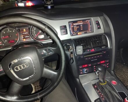 Сірий Ауді Ку 7, об'ємом двигуна 3 л та пробігом 260 тис. км за 5000 $, фото 6 на Automoto.ua