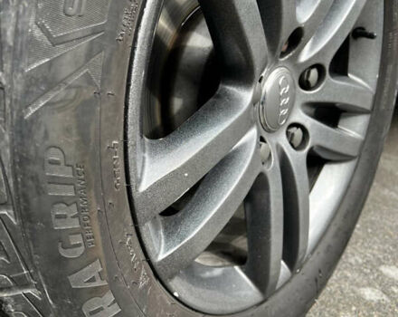 Серый Ауди Ку 7, объемом двигателя 3 л и пробегом 340 тыс. км за 13200 $, фото 54 на Automoto.ua