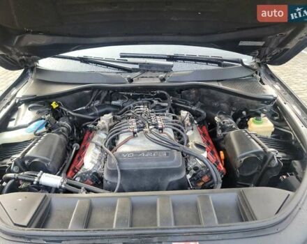 Серый Ауди Ку 7, объемом двигателя 4.16 л и пробегом 288 тыс. км за 9999 $, фото 46 на Automoto.ua