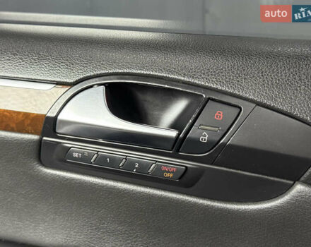 Серый Ауди Ку 7, объемом двигателя 3.6 л и пробегом 190 тыс. км за 11700 $, фото 11 на Automoto.ua