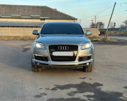Серый Ауди Ку 7, объемом двигателя 3 л и пробегом 330 тыс. км за 7500 $, фото 1 на Automoto.ua