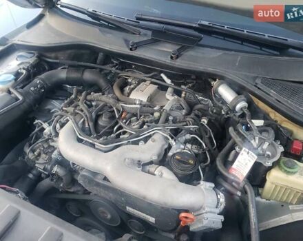 Серый Ауди Ку 7, объемом двигателя 2.97 л и пробегом 296 тыс. км за 13500 $, фото 3 на Automoto.ua