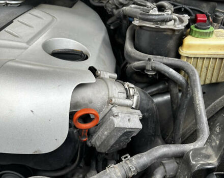 Серый Ауди Ку 7, объемом двигателя 3 л и пробегом 340 тыс. км за 13200 $, фото 48 на Automoto.ua