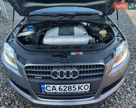 Сірий Ауді Ку 7, об'ємом двигуна 3 л та пробігом 252 тис. км за 12500 $, фото 4 на Automoto.ua