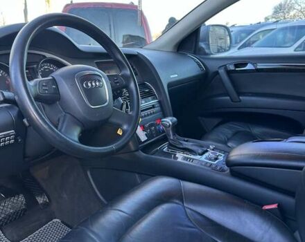 Сірий Ауді Ку 7, об'ємом двигуна 3 л та пробігом 252 тис. км за 12500 $, фото 10 на Automoto.ua