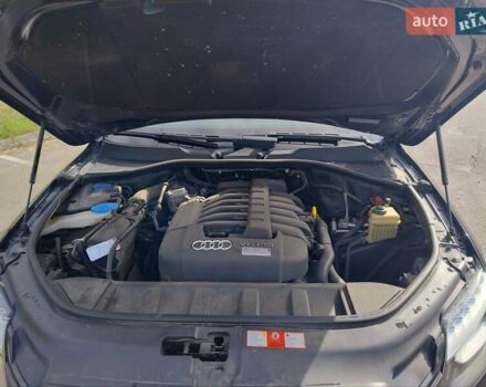 Серый Ауди Ку 7, объемом двигателя 3.6 л и пробегом 300 тыс. км за 12000 $, фото 3 на Automoto.ua