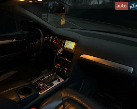 Сірий Ауді Ку 7, об'ємом двигуна 3 л та пробігом 290 тис. км за 15300 $, фото 77 на Automoto.ua