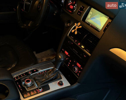 Сірий Ауді Ку 7, об'ємом двигуна 3 л та пробігом 290 тис. км за 15300 $, фото 81 на Automoto.ua