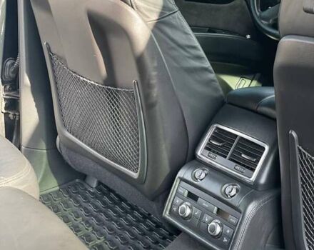 Серый Ауди Ку 7, объемом двигателя 4.13 л и пробегом 308 тыс. км за 21500 $, фото 23 на Automoto.ua