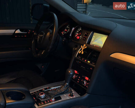 Сірий Ауді Ку 7, об'ємом двигуна 3 л та пробігом 290 тис. км за 15300 $, фото 79 на Automoto.ua