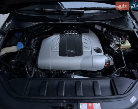 Сірий Ауді Ку 7, об'ємом двигуна 3 л та пробігом 290 тис. км за 15300 $, фото 113 на Automoto.ua