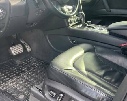 Серый Ауди Ку 7, объемом двигателя 4.13 л и пробегом 308 тыс. км за 21500 $, фото 15 на Automoto.ua