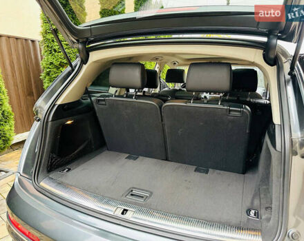 Сірий Ауді Ку 7, об'ємом двигуна 3 л та пробігом 210 тис. км за 14600 $, фото 46 на Automoto.ua