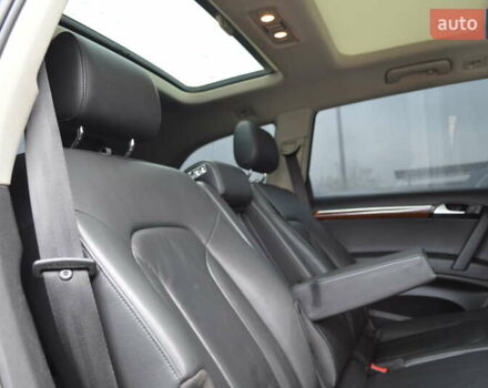 Серый Ауди Ку 7, объемом двигателя 2.97 л и пробегом 241 тыс. км за 16500 $, фото 35 на Automoto.ua