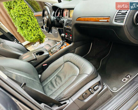 Сірий Ауді Ку 7, об'ємом двигуна 3 л та пробігом 210 тис. км за 14600 $, фото 2 на Automoto.ua