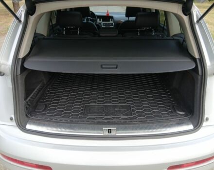 Серый Ауди Ку 7, объемом двигателя 3 л и пробегом 235 тыс. км за 16500 $, фото 10 на Automoto.ua