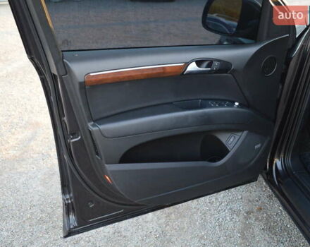 Серый Ауди Ку 7, объемом двигателя 2.97 л и пробегом 241 тыс. км за 16500 $, фото 4 на Automoto.ua