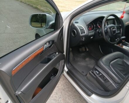 Серый Ауди Ку 7, объемом двигателя 3 л и пробегом 235 тыс. км за 16500 $, фото 6 на Automoto.ua